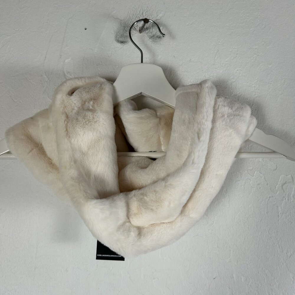 Karl Lagerfeld Womens Faux Fur Infinity Scarf One Size Cream Soft & Warm New $68
